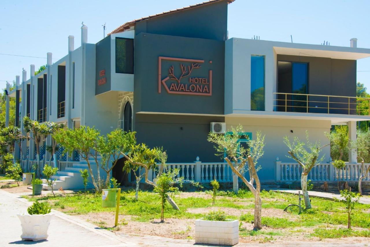 Отель Kavalona Park Влёра Экстерьер фото